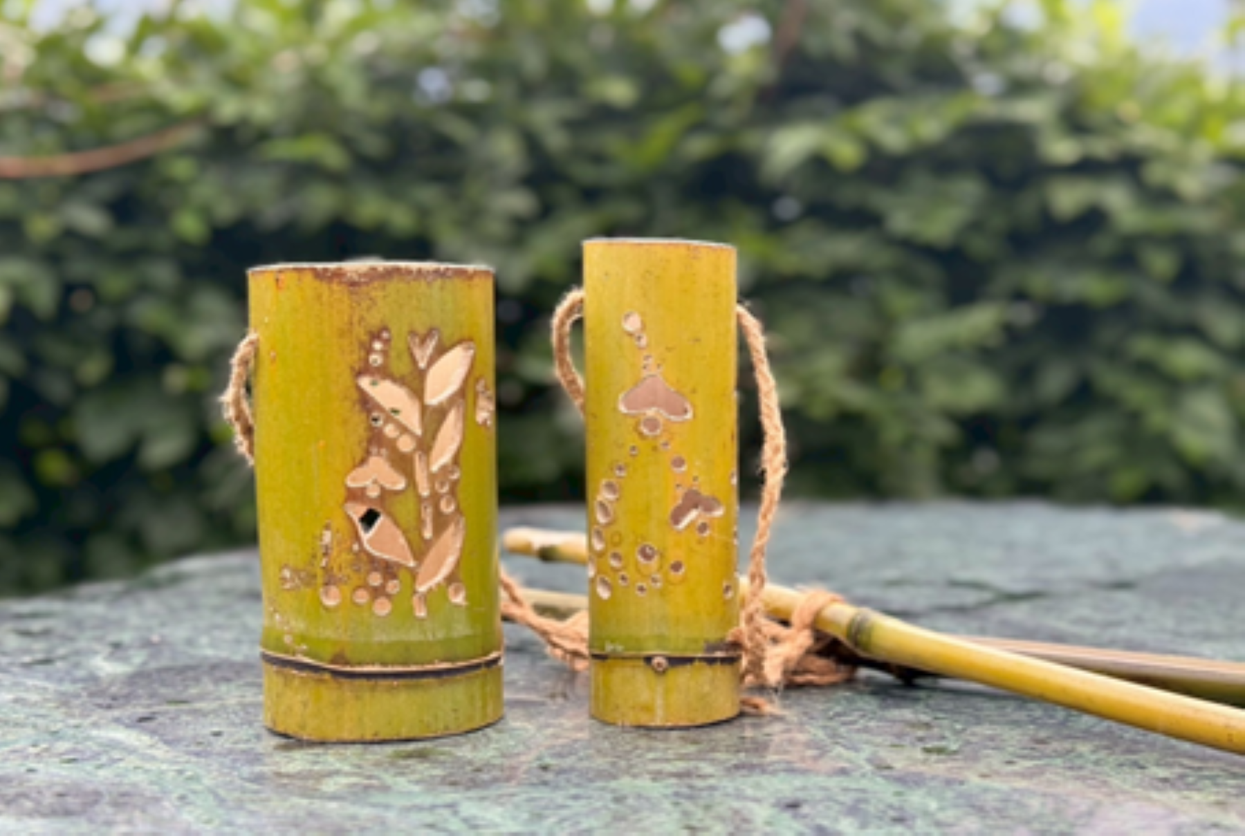 圖2 「Ready瑞里」團隊使用廢棄竹子製作竹燈，提供遊客夜間遊程使用