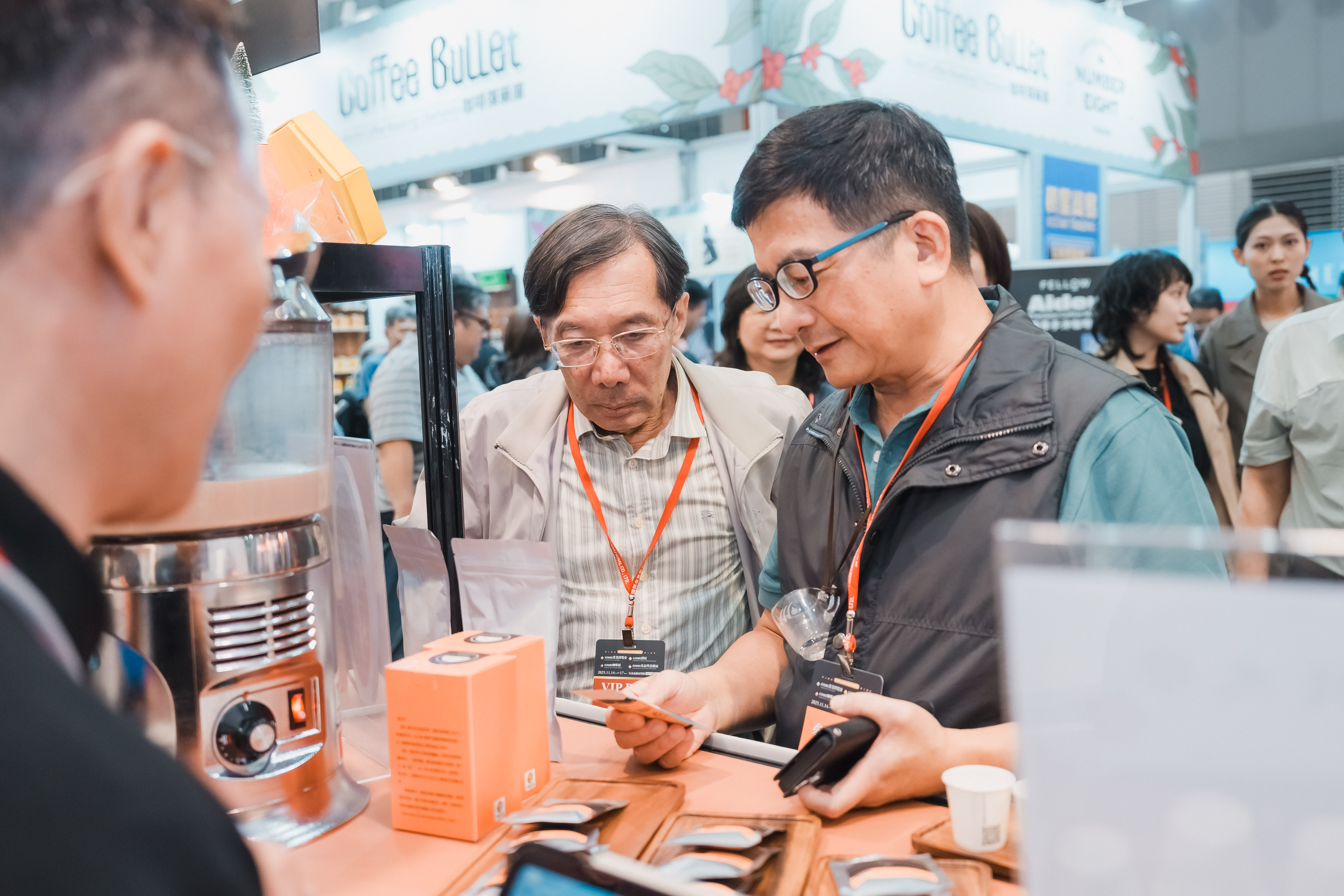 南部雙黑金選集館盛大登場　蘇茂祥副署長與柯燦堂分署長親臨勉勵得獎業者